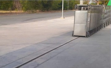 Hãi hùng cổng xếp giá rẻ [Cảnh báo từ chuyên gia]
