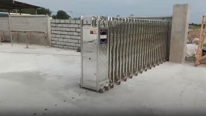 Cổng xếp rào inox