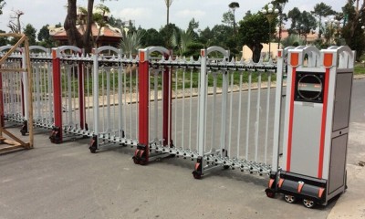 Cổng xếp tự động không ray