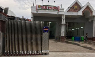 Cổng xếp tự động inox 304